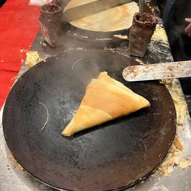 Crêpe, Pfanne, Hand.